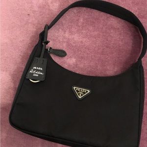 Prada Re-edition 2000 Bag